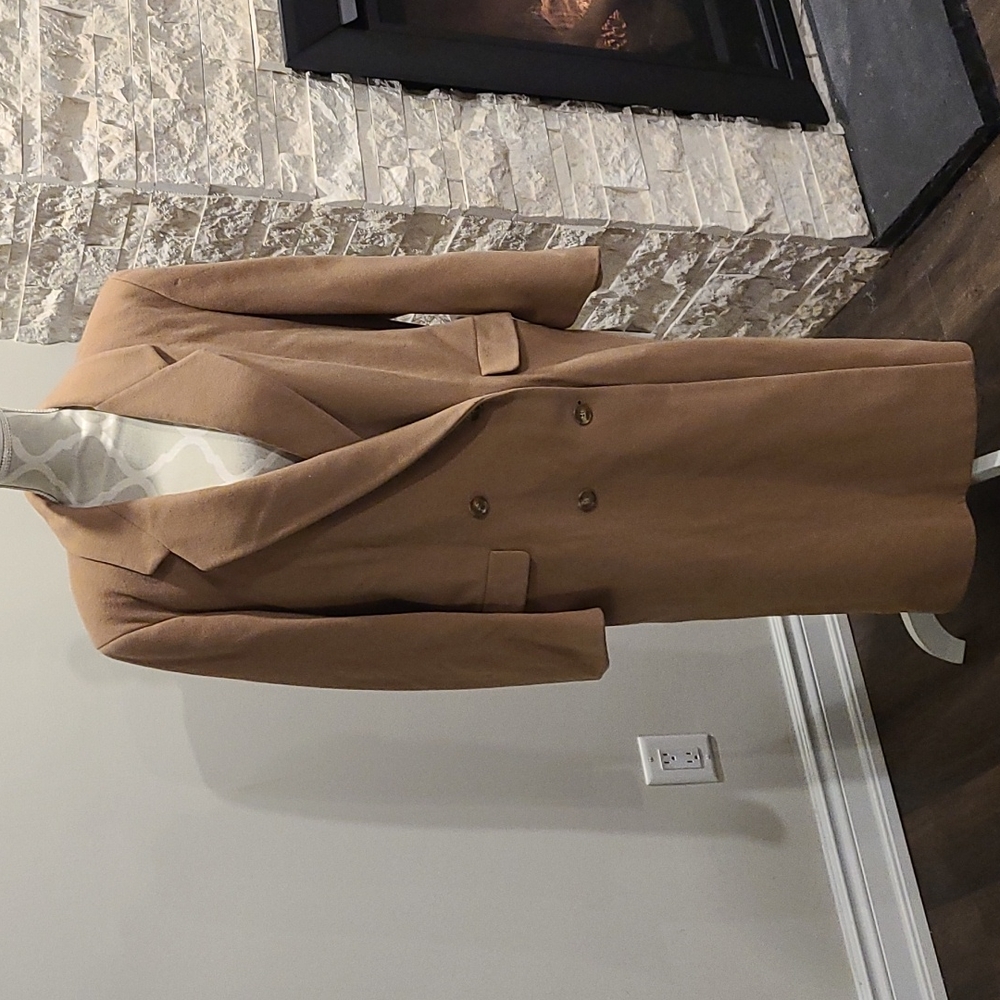 Howarth classique vintage  100% wool beige coat